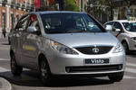 TATA Vista 1.4 75 CV Gama Vista Turismo Artic Silver Exterior Lateral-Frontal 5 puertas