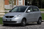 TATA Vista 1.4 75 CV Gama Vista Turismo Artic Silver Exterior Frontal-Lateral 5 puertas
