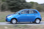TATA Vista 1.4 75 CV Gama Vista Turismo Brilliant Blue Exterior Lateral 5 puertas