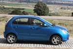 TATA Vista 1.4 75 CV Gama Vista Turismo Brilliant Blue Exterior Lateral 5 puertas