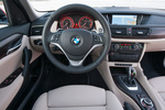 BMW X1 xDrive25d 218 CV xLine Todo terreno Interior Volante 5 puertas