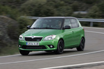 Skoda Fabia RS 1.4 TSI 180 CV DSG 7 vel. RS Turismo Verde Rally Metalizado Exterior Frontal-Lateral 5 puertas