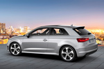 Audi A3 Gama A3 S line Turismo Plata Hielo Metalizado Exterior Lateral-Posterior 3 puertas