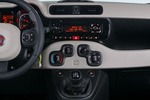Fiat Panda 0.9 TwinAir 85 CV Lounge (Gama 2012) Turismo Interior Salpicadero 5 puertas
