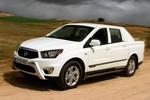 SsangYong Actyon Sports 200 Xdi Aut. 155 CV Premium Pick up Grand White Exterior Frontal-Lateral 4 puertas