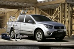 SsangYong Actyon Sports 200 Xdi Aut. 155 CV Premium Pick up Fine Silver Exterior Lateral-Frontal 4 puertas