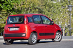 Fiat Panda 1.2 69 CV Lounge (Gama 2012) Turismo Rojo Amapola Exterior Posterior-Lateral 5 puertas