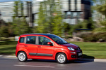 Fiat Panda 1.2 69 CV Lounge (Gama 2012) Turismo Rojo Amapola Exterior Lateral-Frontal 5 puertas