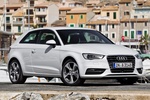 Audi A3 Gama A3 Gama A3 Turismo Blanco Glaciar metalizado Exterior Lateral-Frontal 3 puertas
