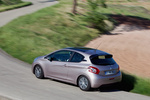 Peugeot 208 1.4 e-HDi 68 CMP Blue Lion Active Turismo Gris Blossom Exterior Lateral-Posterior 3 puertas