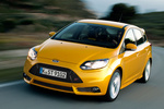 Ford Focus ST ST Turismo Tangerine Scream Exterior Frontal-Lateral 5 puertas