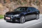 Lexus GS 450h F-Sport Gama GS Turismo Negro Exterior Frontal-Lateral 4 puertas