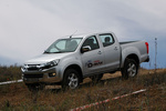 Isuzu D-MAX Doble cabina 4x4 2.5 163 CV Quasar Pick up Exterior Lateral 5 puertas