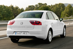 SEAT Exeo 2.0 TDI 143 CV Ecomotive Gama Exeo Turismo Blanco Nevada Exterior Posterior-Lateral 4 puertas