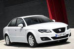 SEAT Exeo 2.0 TDI 143 CV Ecomotive Gama Exeo Turismo Blanco Nevada Exterior Frontal-Lateral 4 puertas