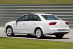 SEAT Exeo 2.0 TDI 143 CV Ecomotive Gama Exeo Turismo Blanco Nevada Exterior Posterior-Lateral 4 puertas