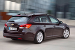 Chevrolet Cruze Gama Cruze SW Gama Cruze SW Turismo familiar Velvet Red Exterior Posterior-Lateral 5 puertas