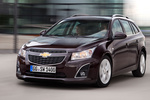 Chevrolet Cruze Gama Cruze SW Gama Cruze SW Turismo familiar Velvet Red Exterior Frontal-Lateral 5 puertas