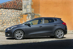KIA cee'd 1.6 CRDi VGT 128 CV Emotion Turismo Dark gun metal Exterior Lateral 5 puertas