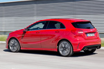 Mercedes-Benz Clase A A 200 CDI AMG Sport Turismo Rojo Jupiter Exterior Lateral-Posterior 5 puertas