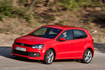 Volkswagen Polo 1.6 TDI 90 CV R-Line Turismo Rojo Flash Exterior Frontal-Lateral 5 puertas