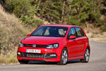 Volkswagen Polo 1.6 TDI 90 CV R-Line Turismo Rojo Flash Exterior Frontal-Lateral 5 puertas