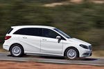 Mercedes-Benz Clase B B 180 CDI BlueEFFICIENCY Gama Clase B Monovolumen Blanco Cirro Exterior Lateral 5 puertas