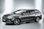 Ford Mondeo Gama Mondeo Gama Mondeo Turismo familiar Plata Perla Exterior Frontal-Lateral 5 puertas