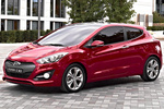Hyundai i30 Gama i30 3p Tecno S Sky Turismo Cool Red Exterior Frontal-Lateral 3 puertas