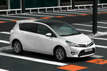 Toyota Verso Gama Verso Gama Verso Monovolumen Pearl White Exterior Lateral-Posterior 5 puertas