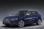 Audi A3 TCNG TCNG Turismo Azul scuba metalizado Exterior Frontal-Lateral 5 puertas