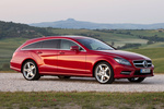 Mercedes-Benz Clase CLS CLS Shooting Brake 500 4MATIC BlueEFFICIENCY CLS Shooting Break Turismo familiar Rojo Tulita Metalizado Exterior Lateral-Frontal 5 puertas