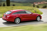 Mercedes-Benz Clase CLS CLS Shooting Brake 500 4MATIC BlueEFFICIENCY CLS Shooting Break Turismo familiar Rojo Tulita Metalizado Exterior Posterior-Lateral 5 puertas