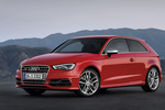 Audi A3 S3 3p S3 Turismo Rojo Misano Efecto Perla Exterior Frontal-Lateral 3 puertas