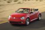 Volkswagen Beetle Gama Beetle Sport Descapotable Rojo Tornado Exterior Frontal-Lateral 2 puertas