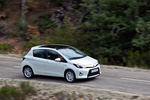 Toyota Yaris H&iacute;brido H&iacute;brido Turismo Blanco Glaciar Perlado Exterior Frontal-Lateral 5 puertas