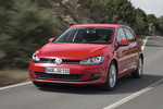 Volkswagen Golf 2.0 TDI CR 150 CV Gama Golf Turismo Rojo Tornado Exterior Frontal-Lateral 5 puertas