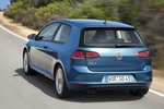 Volkswagen Golf 1.4 TSI 140 CV Gama Golf Turismo Azul Noche Metalizado Exterior Lateral-Posterior 3 puertas