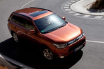 Mitsubishi Outlander 220 DI-D 150 CV 4WD Gama Outlander Todo terreno Copper Radiant Exterior Cenital-Lateral-Frontal 5 puertas