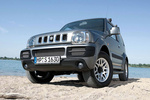 Suzuki Jimny 1.3L 85 CV (2013) Model 3 (2013) Todo terreno Exterior Frontal 3 puertas