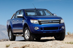 Ford Ranger Gama Ranger Double Cab Gama Ranger Double Cab Pick up Azul Oc&eacute;ano Exterior Lateral-Frontal 4 puertas
