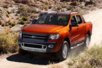 Ford Ranger 3.2 TDCi 200 CV 4x4 Wildtrack Pick up Naranja el&eacute;ctrico Exterior Frontal-Lateral 4 puertas