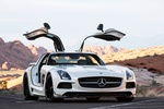 Mercedes-Benz SLS AMG SLS AMG Black Series Gama SLS AMG Black Series Coup&eacute; Exterior Frontal-Lateral 2 puertas
