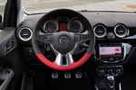 Opel ADAM Gama ADAM GLAM Turismo Interior Volante 3 puertas