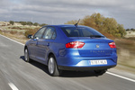 SEAT Toledo 1.2 TSI 105 CV Ecomotive (Modelo 2013) Style (Modelo 2013) Turismo Azul Oc&eacute;ano Exterior Posterior 5 puertas