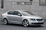 Skoda Octavia Gama Octavia Gama Octavia Turismo Gris Platino Exterior Frontal-Lateral 5 puertas