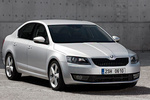 Skoda Octavia Gama Octavia Gama Octavia Turismo Gris Platino Exterior Frontal-Lateral 5 puertas
