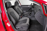 Volkswagen Golf 2.0 TDI CR 150 CV Sport Turismo Rojo Tornado Interior Asientos 5 puertas