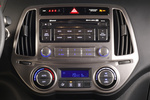 Hyundai i20 1.4 CRDi 90 CV Style S Turismo Interior Consola Central 5 puertas