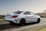 Mercedes-Benz Clase CLA CLA 250 Edition 1 (211 CV) Edition 1 Turismo Plata Polar Metalizado Exterior Posterior-Lateral 4 puertas